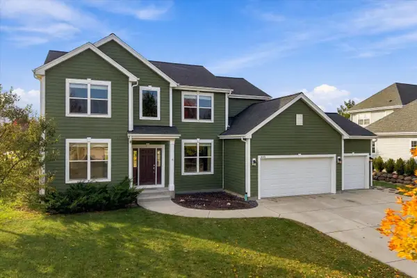 665 Evergreen Ter, Port Washington, WI 53074