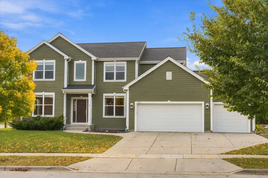 665 Evergreen Ter, Port Washington, WI 53074 - #3