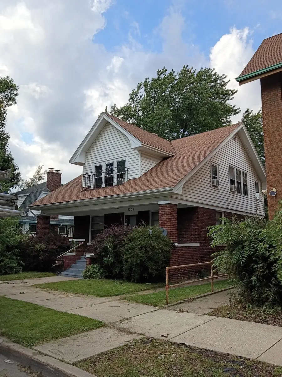 2304 Thor Ave, Racine, WI 53405 - #2