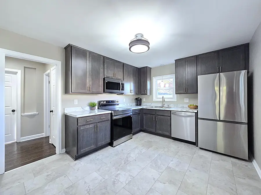 4577 N 42nd St, Milwaukee, WI 53209 - #2