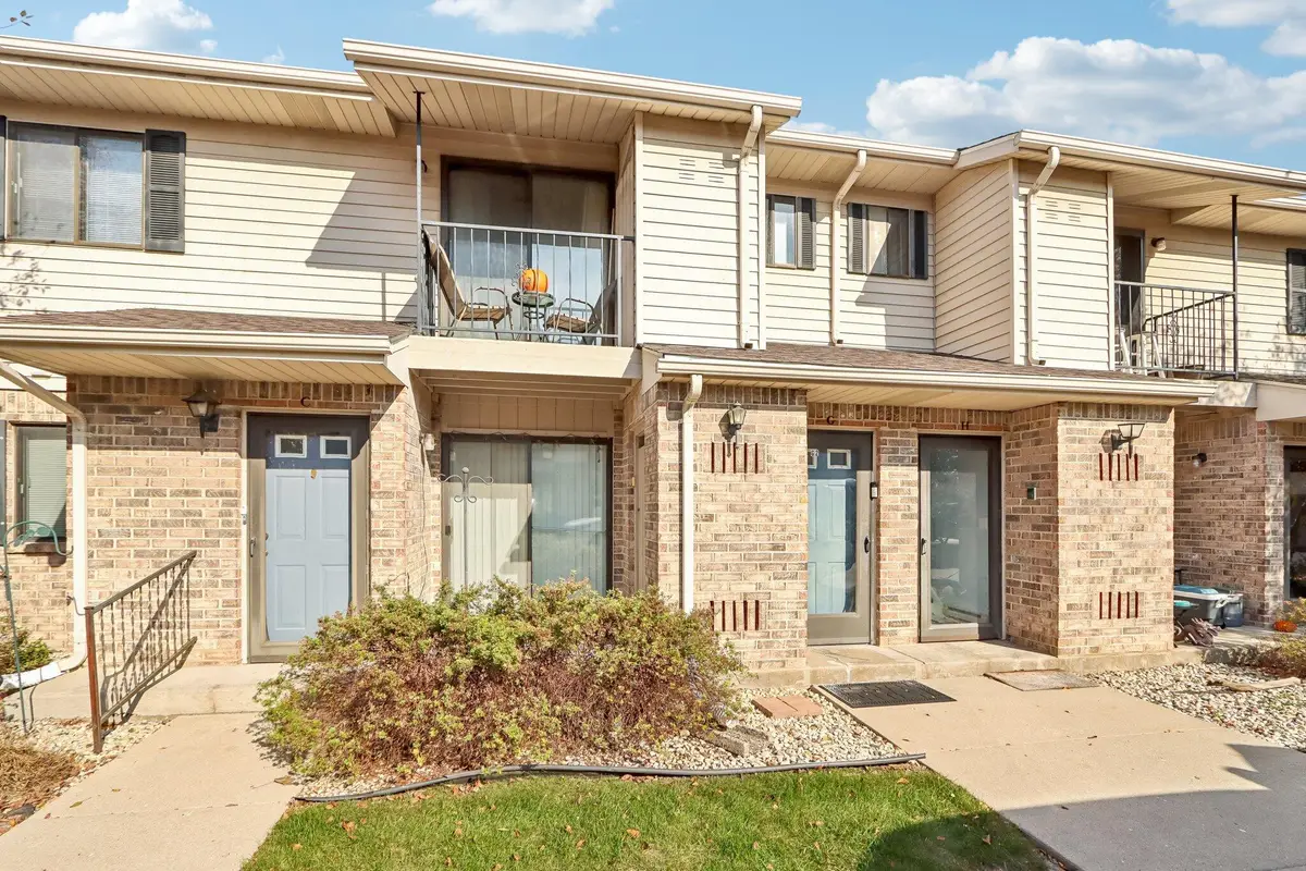 3938 81st St, Kenosha, WI 53142 - #1