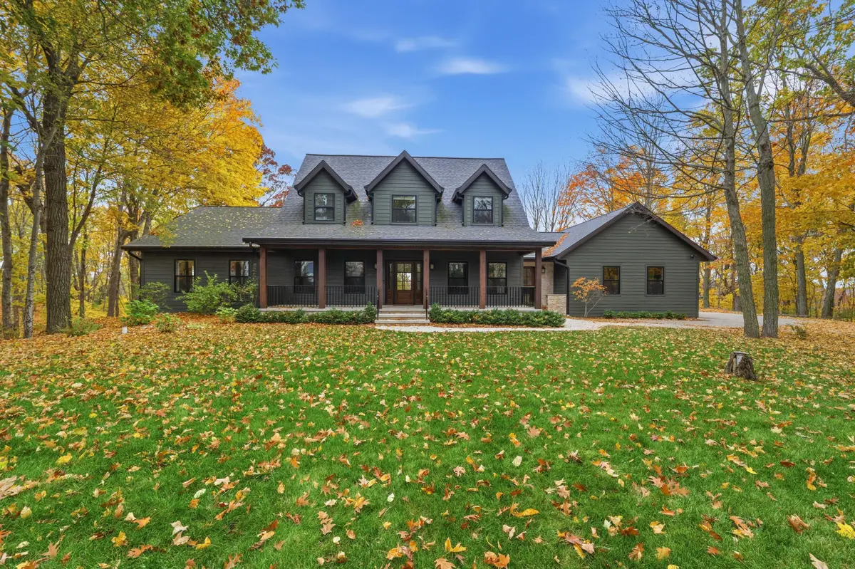 N7628 Royal And Ancient Dr, Rhine, WI 53020 - #1