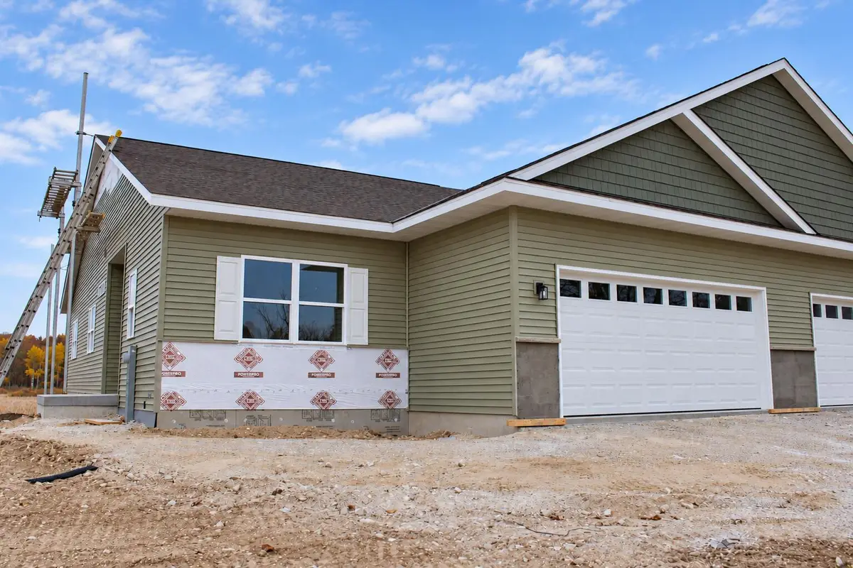 1457 Kettle Ct, Kewaskum, WI 53040 - #1