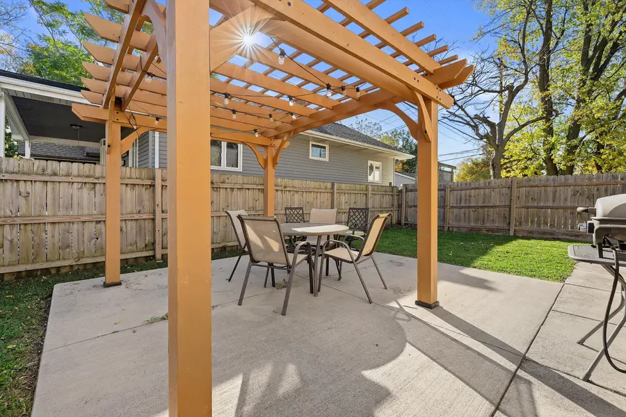 4001 Olive St, Racine, WI 53405 - #2