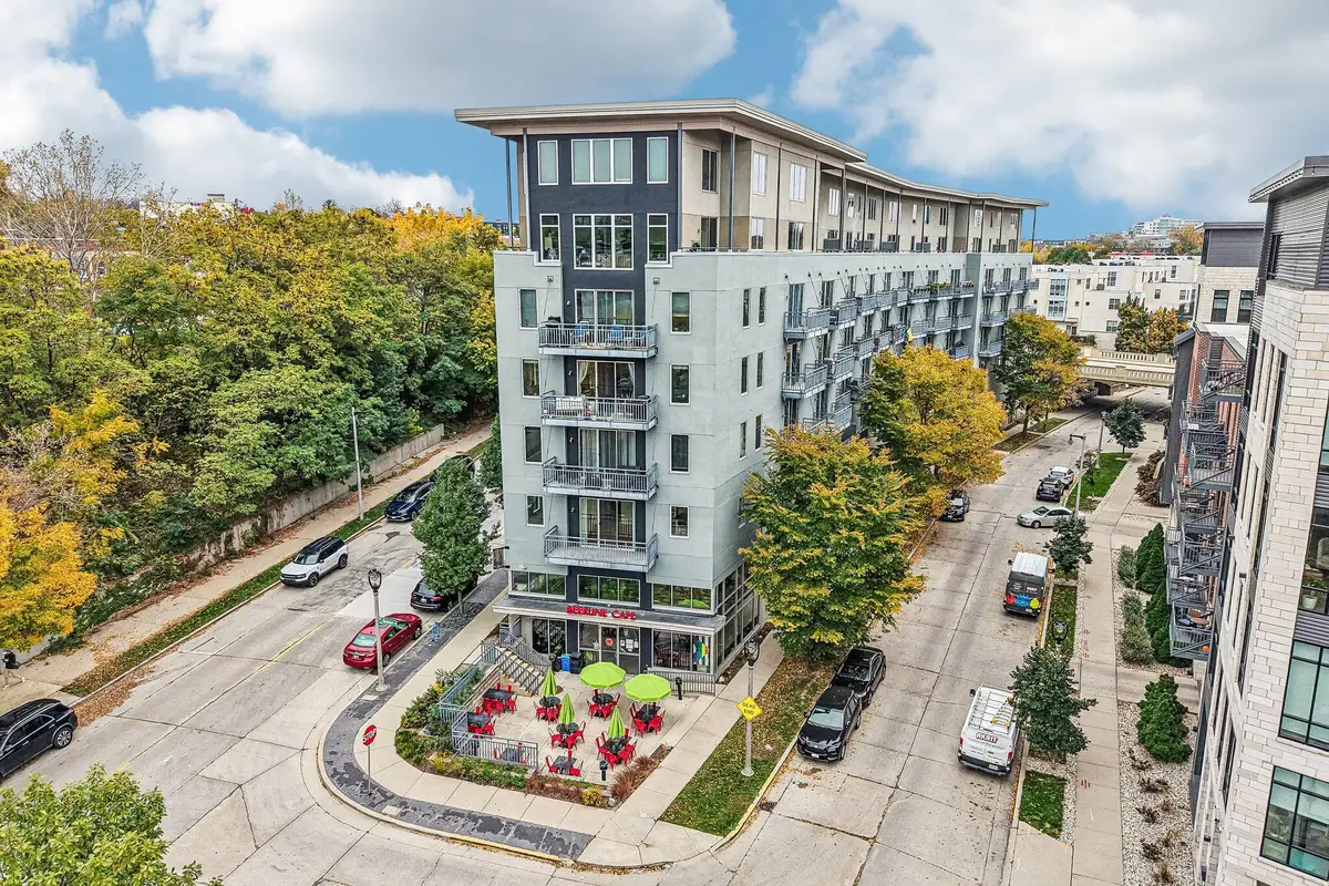 2080 N Commerce St, Milwaukee, WI 53202 - #1