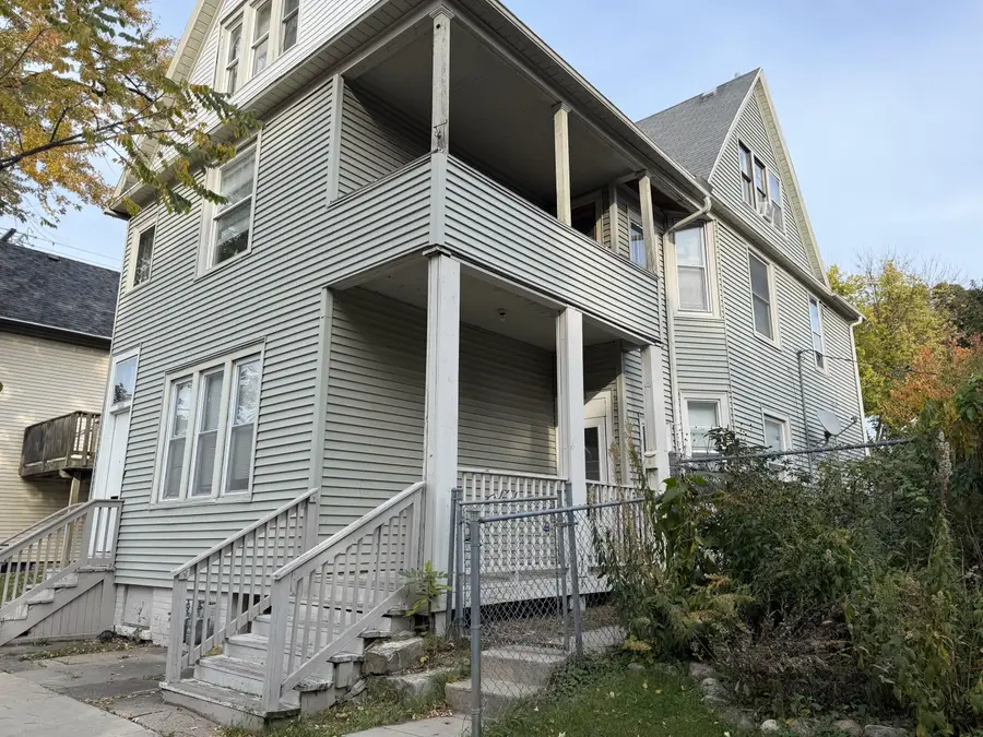 2568 N Booth St, Milwaukee, WI 53212 - #2