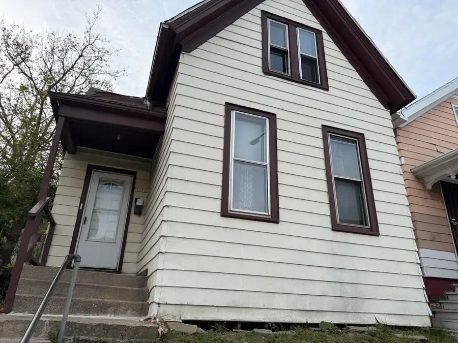 3011 N Holton St, Milwaukee, WI 53212 - #2