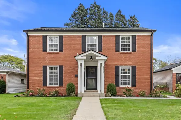 3223 Chatham St, Racine, WI 53402