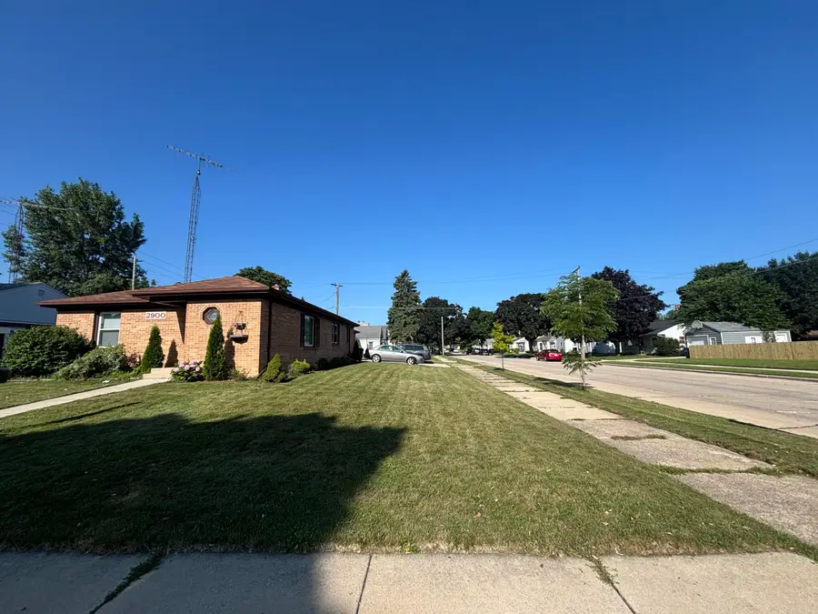 2900 Drexel Ave, Racine, WI 53403 - #2