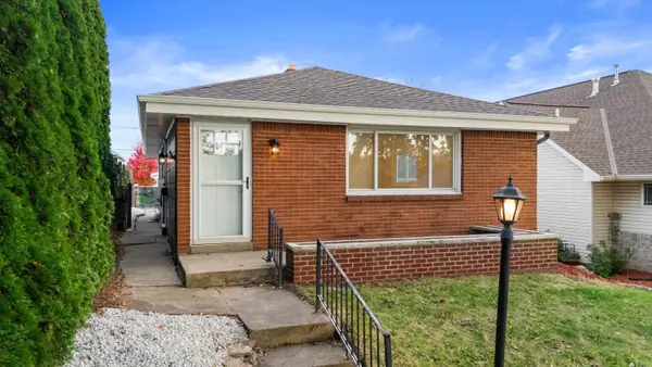 1020 Carrington Ave, South Milwaukee, WI 53172