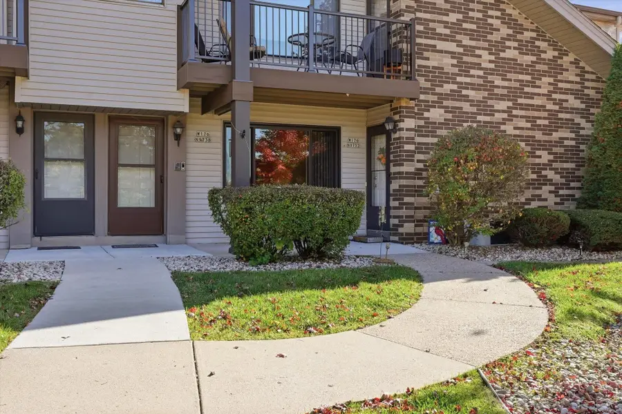 W176N9732 Riversbend Cir, Germantown, WI 53022 - #2