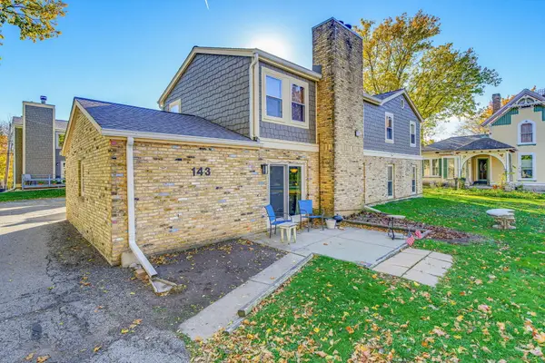 143 W College Ave Ave, Waukesha, WI 53186