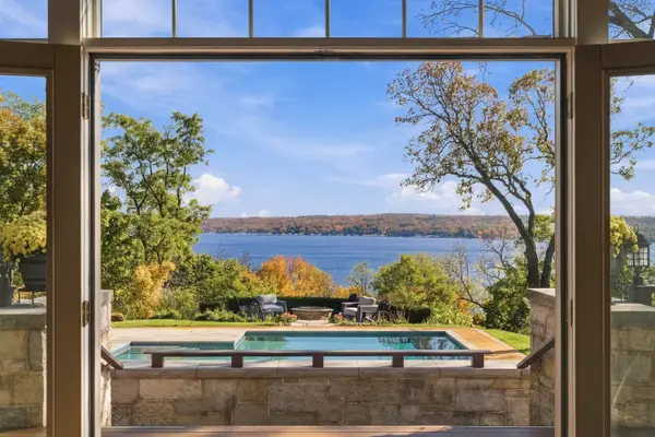 N2005 N Lake Shore Dr, Walworth, WI 53125