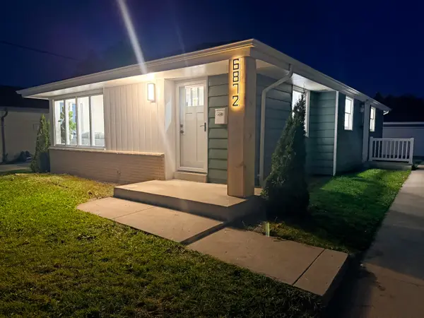 6872 N 40th Pl, Milwaukee, WI 53209