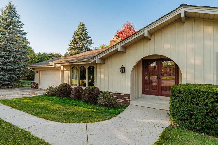 W170N9957 Oriole Ct, Germantown, WI 53022 - #3