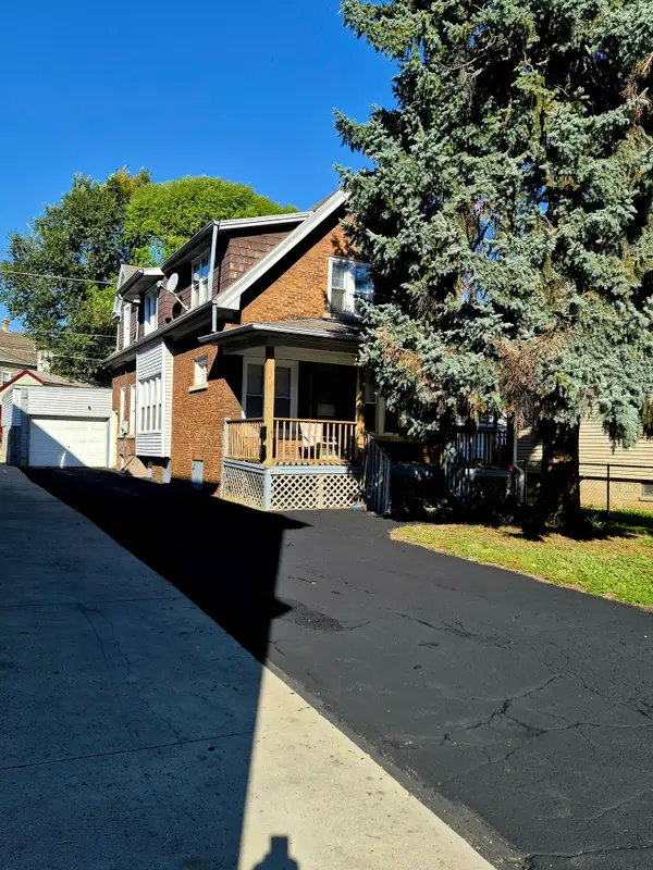 1821 S Muskego Ave, Milwaukee, WI 53204