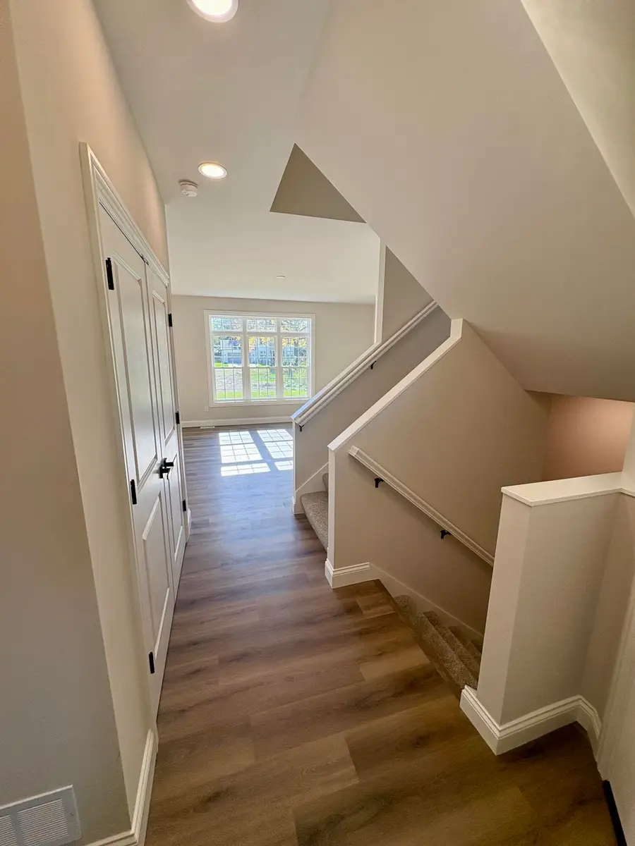 N55W37045 Lisbon Rd, Oconomowoc, WI 53066 - #2