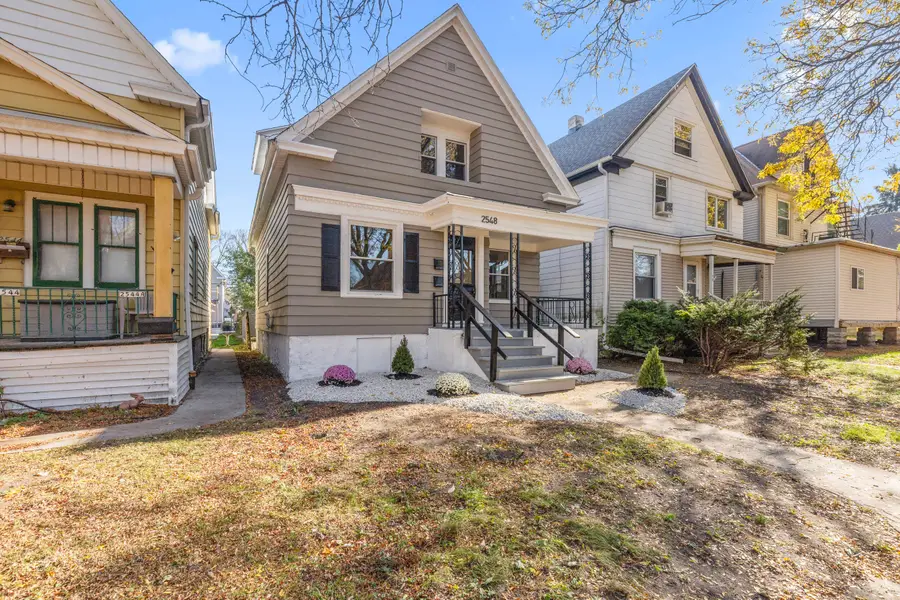 2548 S 29th St, Milwaukee, WI 53215 - #2