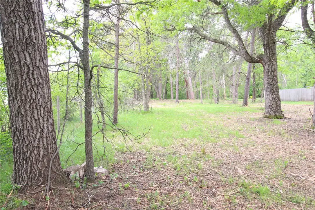 3917 North Shore Drive, Eau Claire, WI 54703 - Image #1