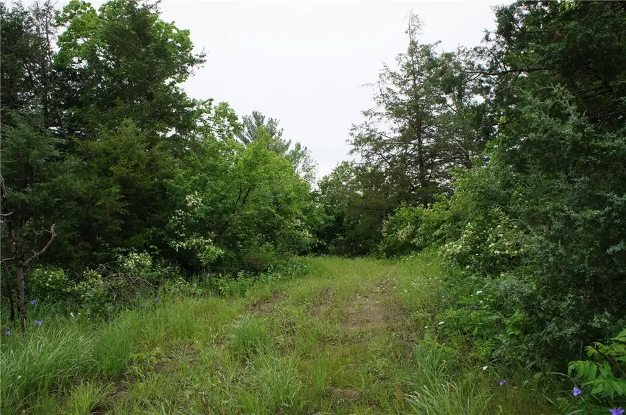 000 1000th Street, Eau Claire, WI 54701 - Image #2