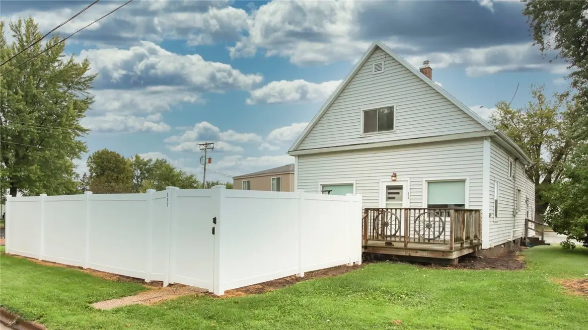 312 N 3rd Street, Abbotsford, WI 54405 - Image #1