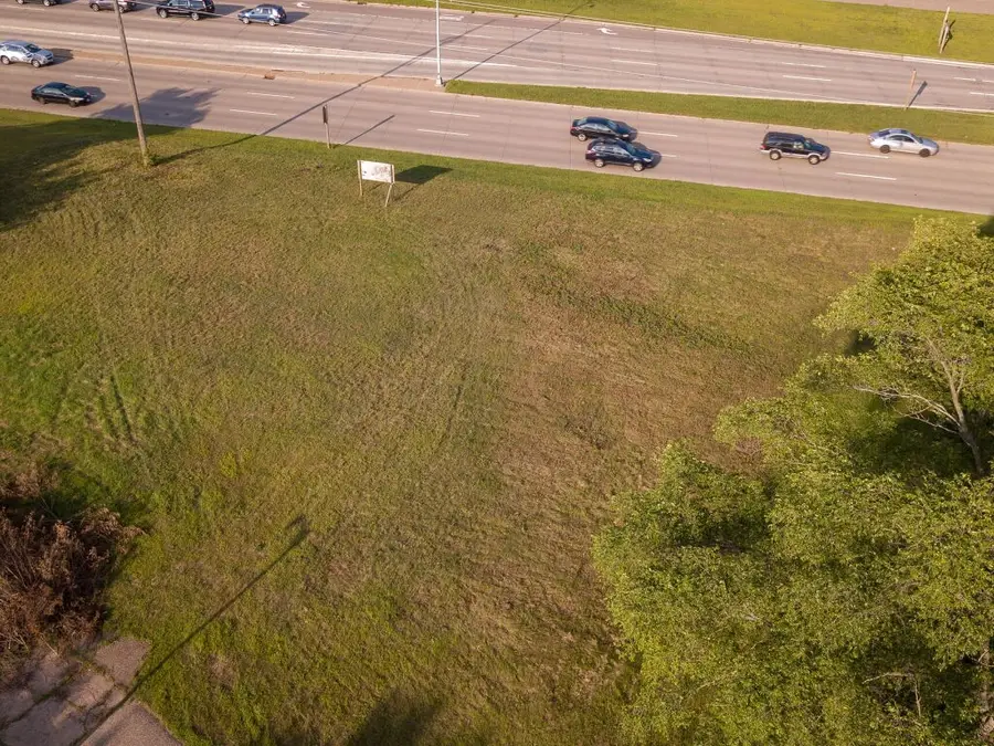 1411 Fairmont Avenue, Eau Claire, WI 54703 - #2