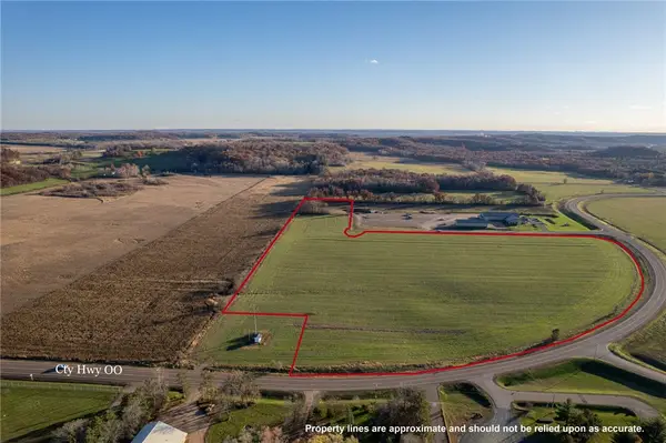 22 Acres County Highway Oo, Lake Hallie, WI 54729