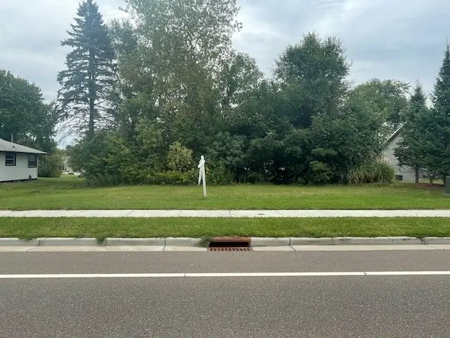 4915 Jeffers Road, Eau Claire, WI 54703 - #1