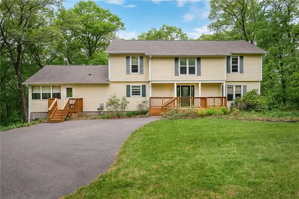 7822 Blue Valley Drive S, Eau Claire, WI 54703