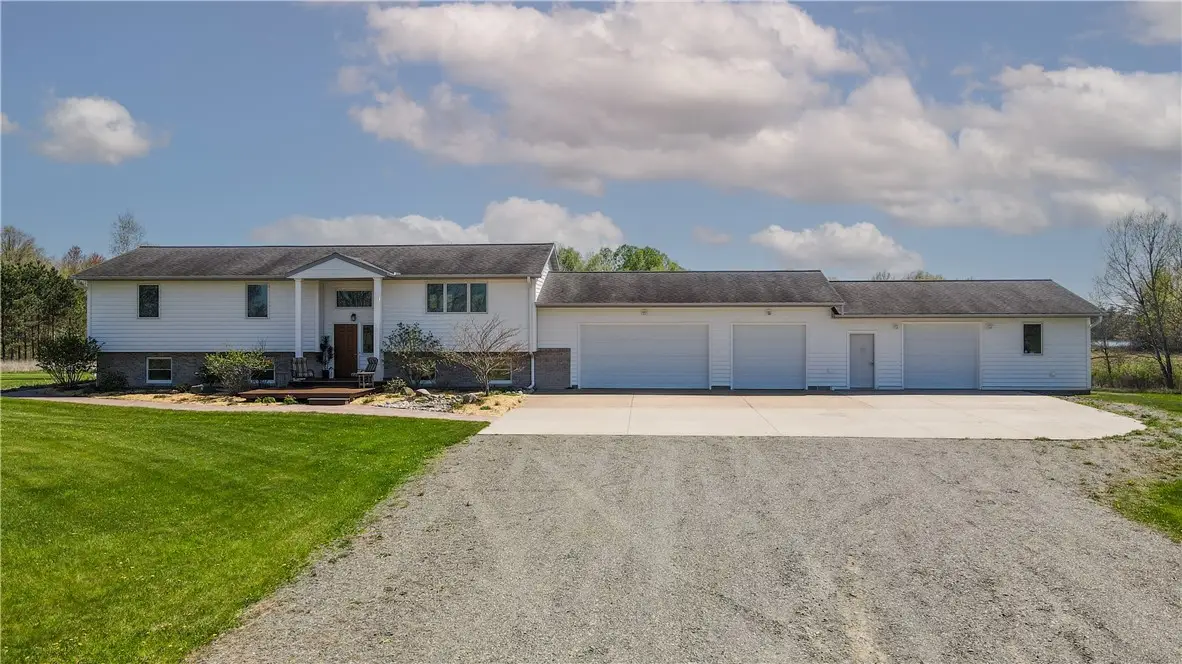 169003 Shorewood Drive, Rosholt, WI 54473 - Image #1