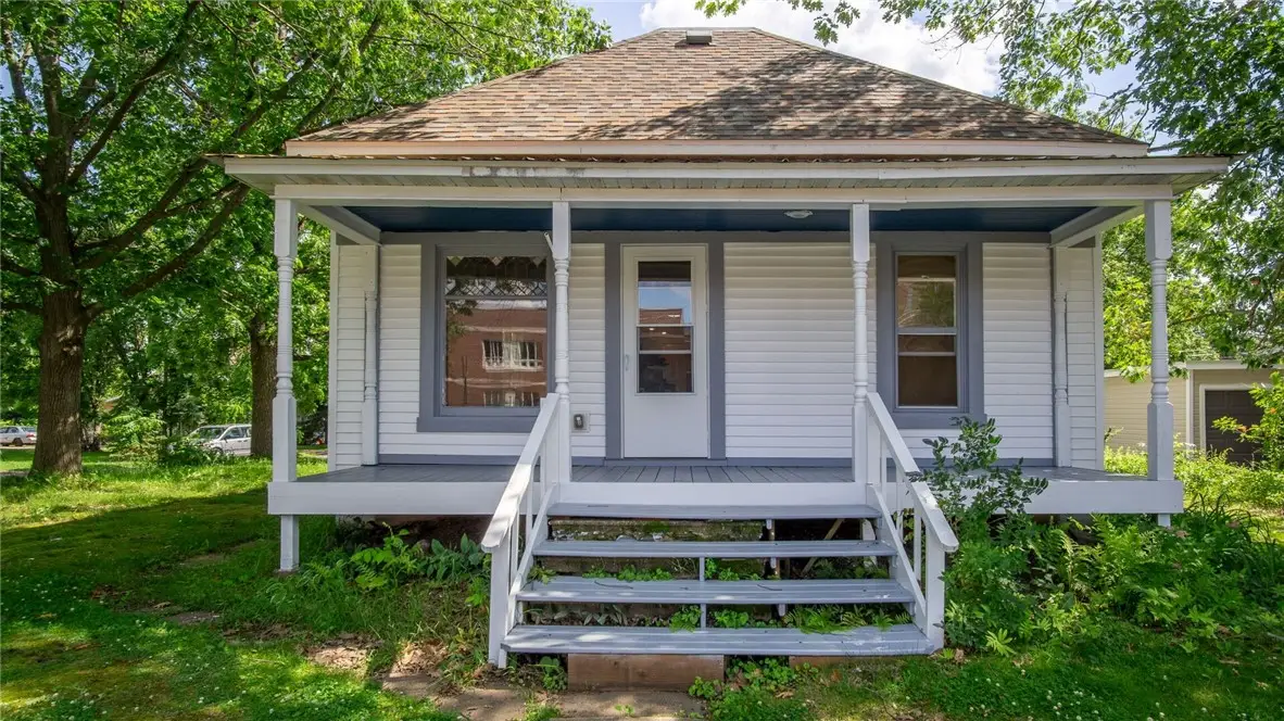 618 E Worden Avenue, Ladysmith, WI 54848 - Image #1