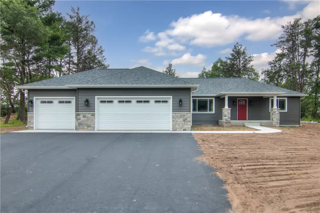 11105 34th Avenue, Chippewa Falls, WI 54729 - Image #1