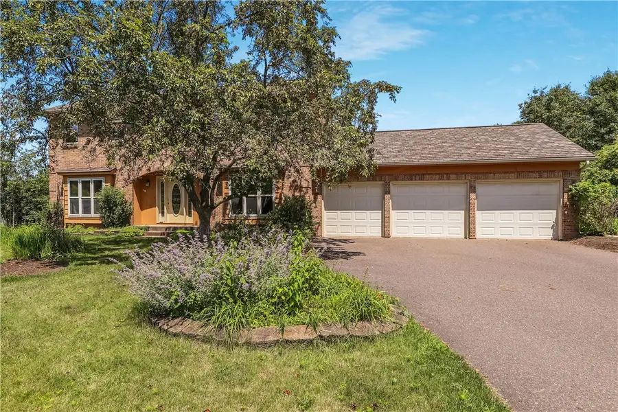 6720 S Shore Drive, Altoona, WI 54720 - #2