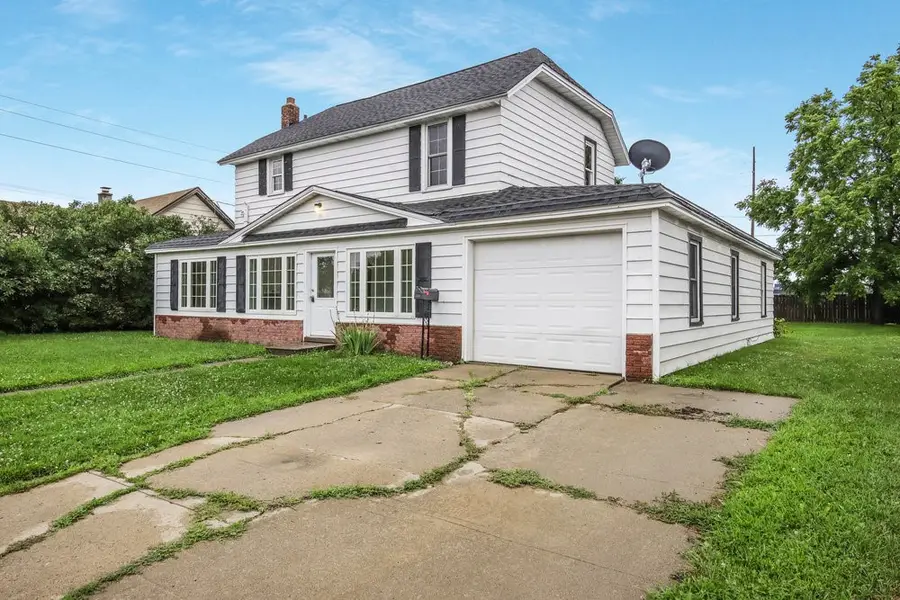 19 W Gates Street, Rice Lake, WI 54868 - #2