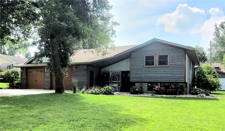 222 Ayers Street, Neillsville, WI 54456 - Image #3