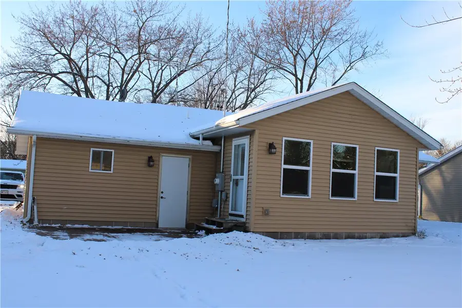 2517 Blakeley Avenue, Eau Claire, WI 54701 - Image #2