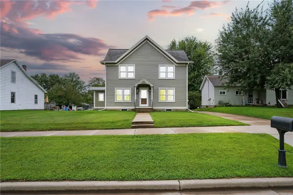 271 W Hudson Street, Mondovi, WI 54755