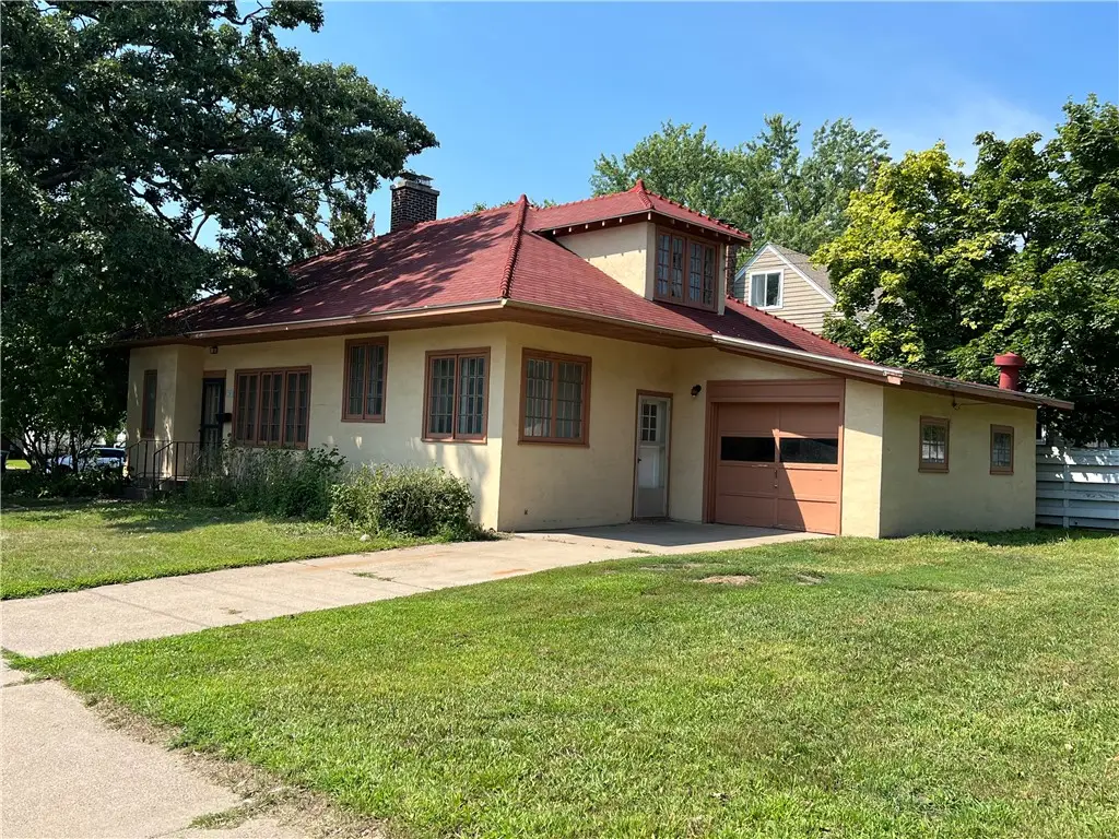 1203 4th Avenue E, Menomonie, WI 54751 - Image #1