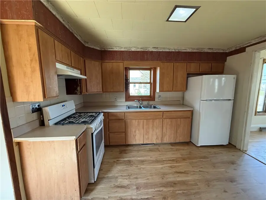 904 Railroad Avenue, Boyceville, WI 54725 - Image #3