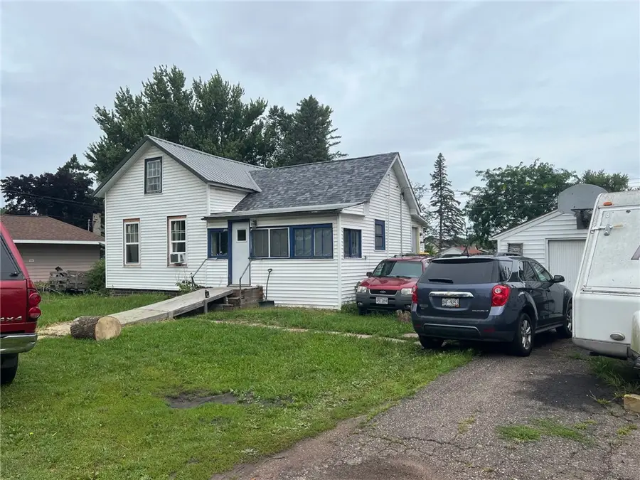 819 W Lincoln Street, Augusta, WI 54722 - Image #2