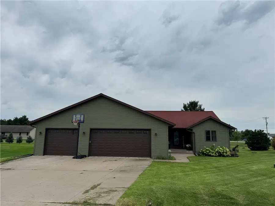 19019 62nd Avenue, Chippewa Falls, WI 54729 - Image #2