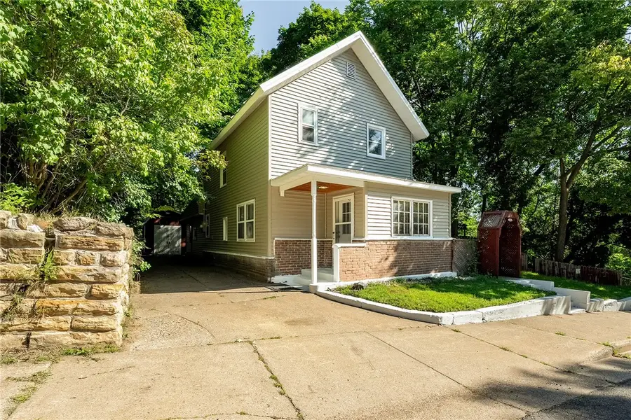 214 Stanley Street, Chippewa Falls, WI 54729 - Image #2