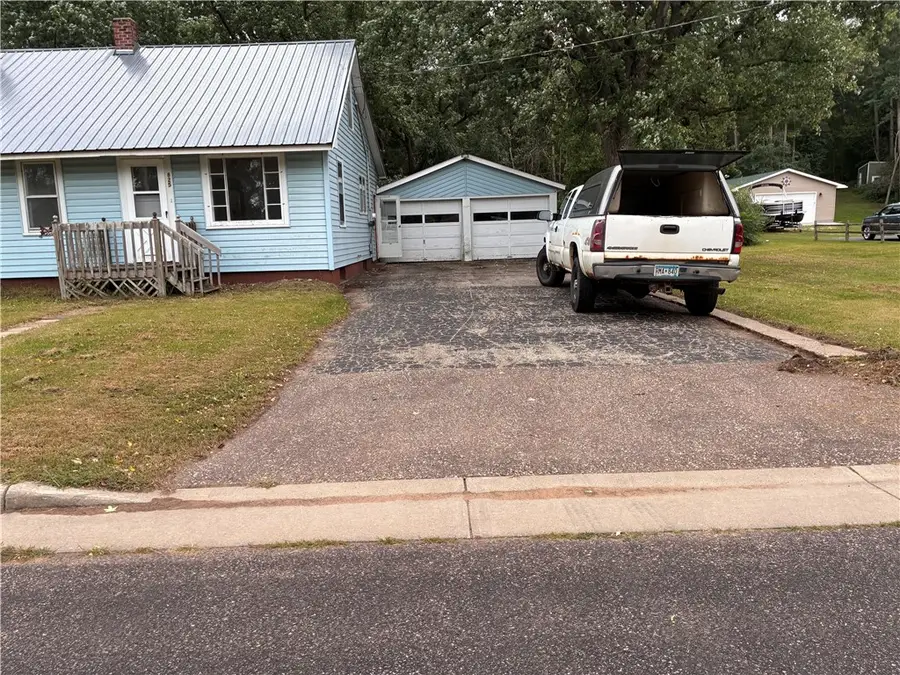 825 E Washington Street, Durand, WI 54736 - Image #2