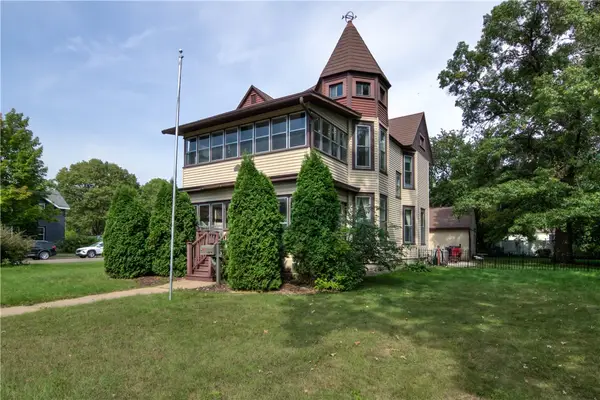 324 Coleman Street, Chippewa Falls, WI 54729