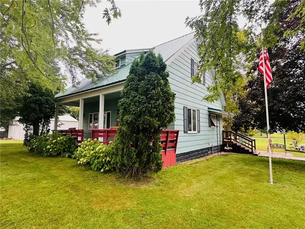 114 3rd Avenue S, Dallas, WI 54733