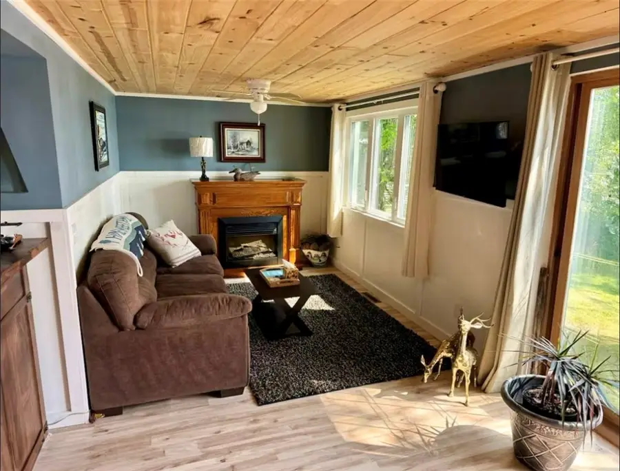 4980 E Tri Lakes Road, Superior, WI 54880 - Image #2