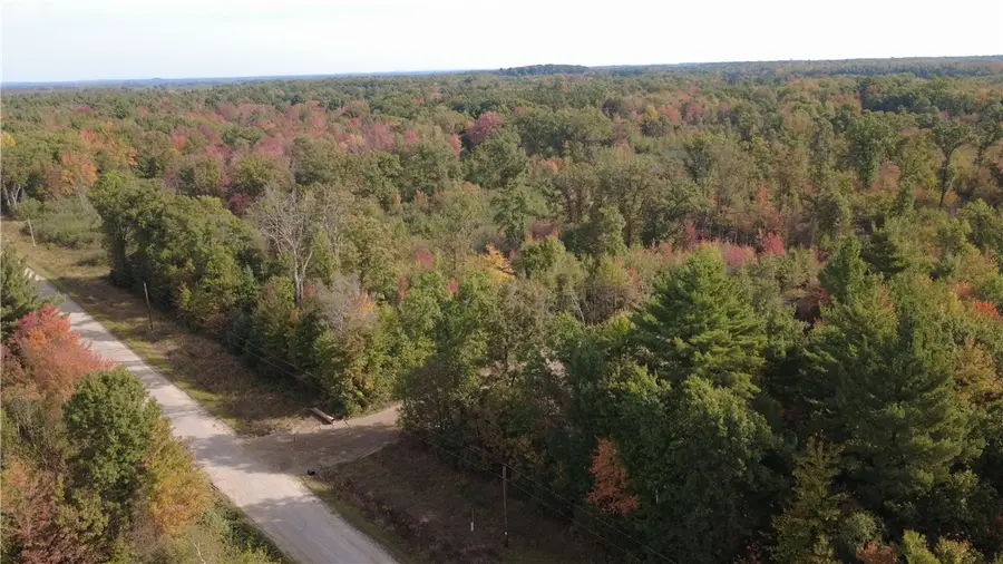 000 Robin Ave, Granton, WI 54436 - Image #3