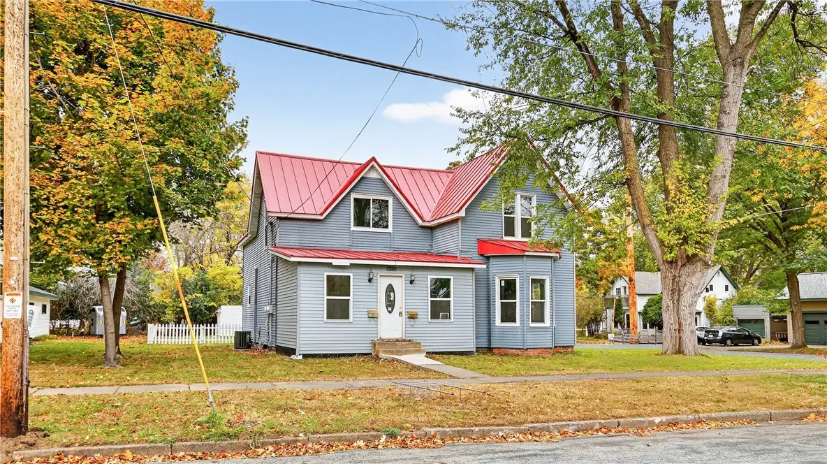 503 11th Street E, Menomonie, WI 54751 - #1