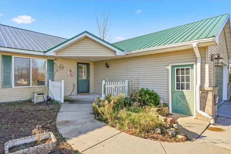 W1131 Whitetail Run, Spring Valley, WI 54767 - Image #2
