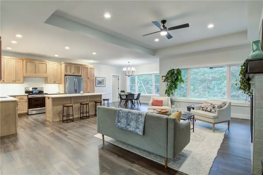 E5225 Queens Drive, Eleva, WI 54738 - Image #2